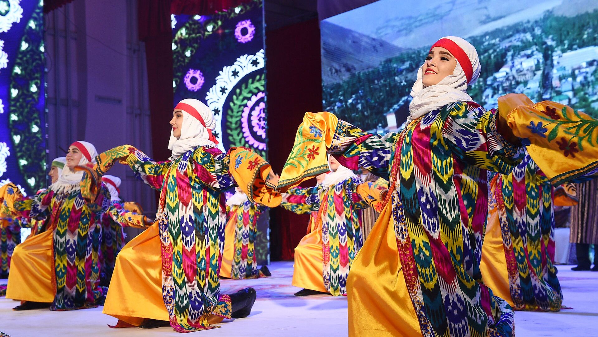 Реферат: Таджикские традиции