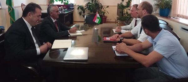 Встреча председателя ГБАО с представителями германского банка - Sputnik Тоҷикистон