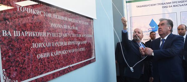 Эмомали Рахмон дал старт модернизации Кайраккумской ГЭС - Sputnik Таджикистан