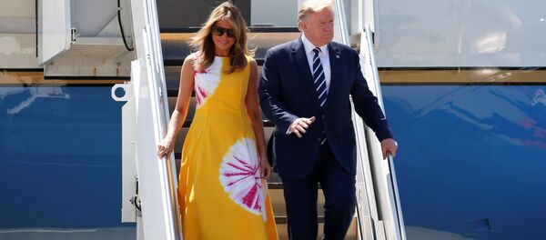 Президент Дональд Трамп и первая леди Мелания - Sputnik Тоҷикистон