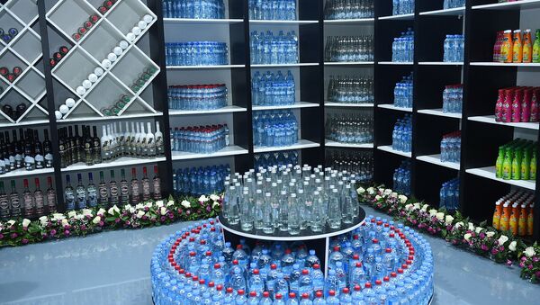 Завод по производству напитков и минеральной воды Сиема в Душанбе - Sputnik Таджикистан