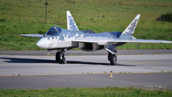 Многофункциональный истребитель Су-57 - Sputnik Таджикистан
