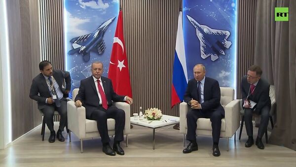 Путин и Эрдоган проводят встречу на полях авиасалона МАКС-2019 - Sputnik Таджикистан