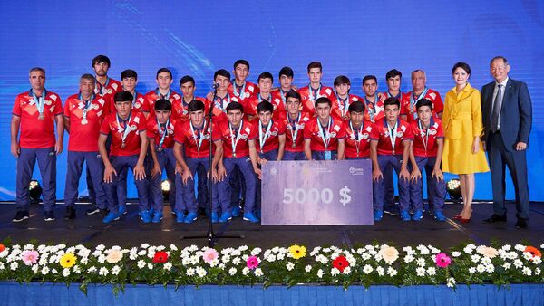 Юношеская сборная Таджикистана завоевала серебро Кубка президента Казахстана - Sputnik Таджикистан