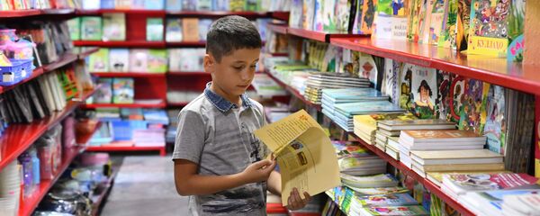 Школьная ярмарка в Душанбе Школьная ярмарка в Душанбе - Sputnik Тоҷикистон