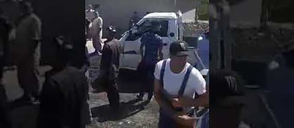 Битва за асфальт, инцидент на таджикско-кыргызской границе Битва за асфальт, инцидент на таджикско-кыргызской границе - Sputnik Таджикистан