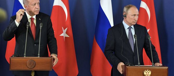 Президент РФ Владимир Путин и президент Турции Реджеп Тайип Эрдоган  - Sputnik Таджикистан