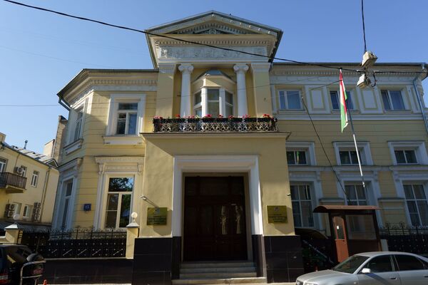 Посольство Таджикистана в Москве: о чем поведает старинный особняк Посольство Таджикистана в Москве: о чем поведает старинный особняк - Sputnik Таджикистан
