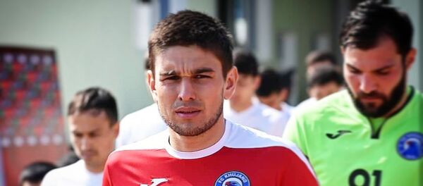 Таджикский футболист Манухчер Ахмедов  - Sputnik Тоҷикистон