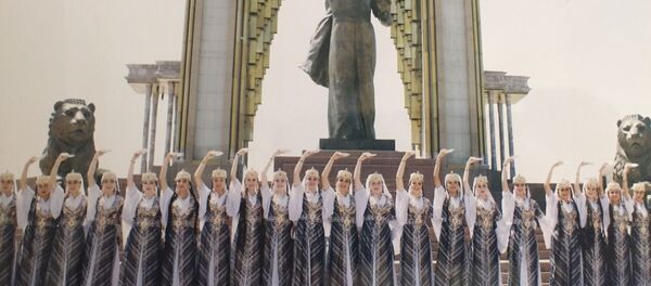 Ҳайъати аввалаи ансамбли Гулрез - Sputnik Тоҷикистон