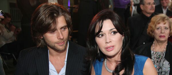 Актриса Анастасия Заворотнюк с супругом - Sputnik Таджикистан