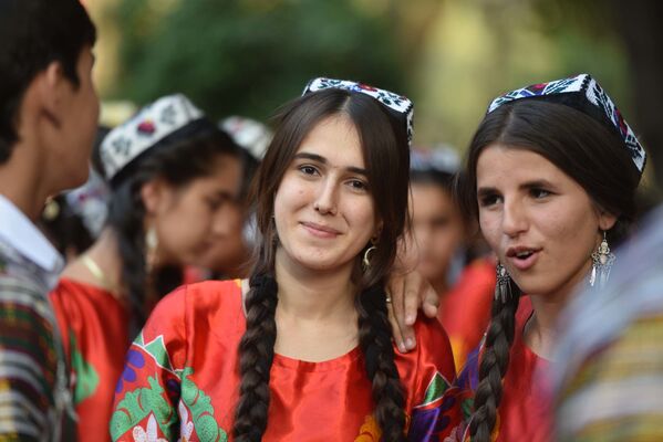 Фестиваль Джилваи рангхо в Душанбе - Sputnik Таджикистан