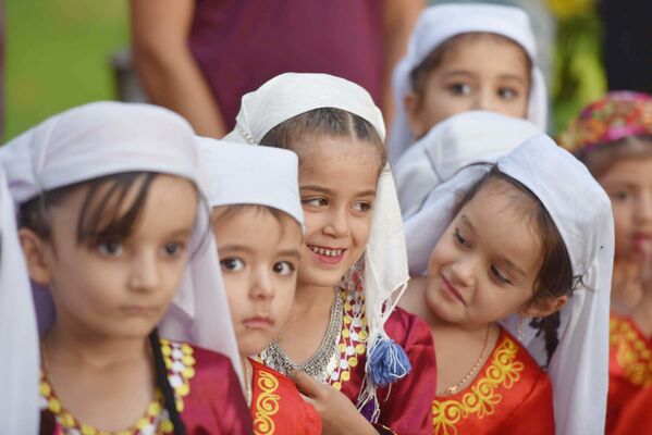Фестиваль Джилваи рангхо в Душанбе  - Sputnik Таджикистан