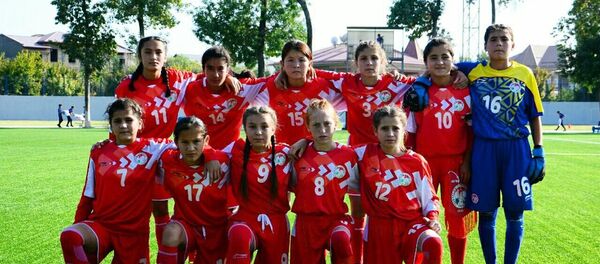 Женская юниорская сборная Таджикистана - Sputnik Тоҷикистон