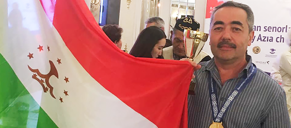 Чемпион Таджикистана по шахматам 2019 года Джамшед Исоев  - Sputnik Таджикистан