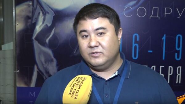 Узбекский режиссер: статуэтка ТЭФИ всегда была для меня стимулом - видео - Sputnik Таджикистан