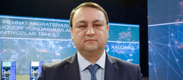 Директор Департамента розничного бизнеса Нацбанка Узбекистана Ихбол Мамажанов Директор Департамента розничного бизнеса Нацбанка Узбекистана Ихбол Мамажанов - Sputnik Таджикистан
