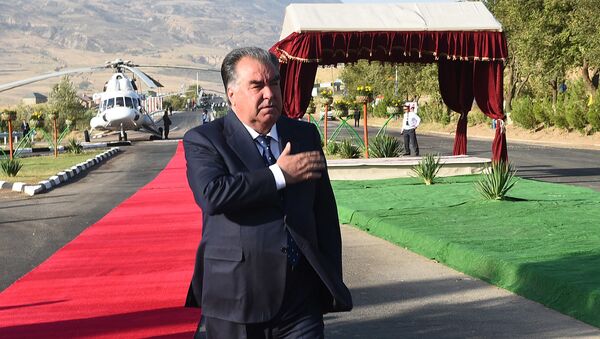Президент Таджикистана Эмомали Рахмон, архивное фото - Sputnik Тоҷикистон