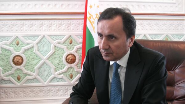 Посол Таджикистана в России Имомуддин Сатторов - Sputnik Таджикистан