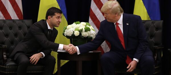 Президент США Дональд Трамп и президент Украины Владимир Зеленский - Sputnik Таджикистан