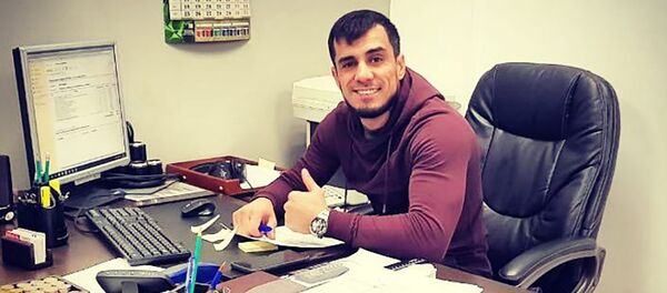 Житель Иркутска Шамс Ширинов занимается благотворительностью - Sputnik Таджикистан