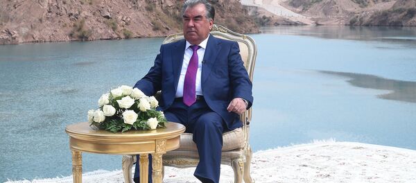 Президент Республики Таджикистана Эмомали Рахмон Президент Республики Таджикистана Эмомали Рахмон - Sputnik Таджикистан