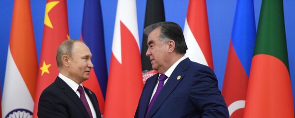 Рабочий визит президента РФ В. Путина в Таджикистан для участия в СВМДА Рабочий визит президента РФ В. Путина в Таджикистан для участия в СВМДА - Sputnik Тоҷикистон