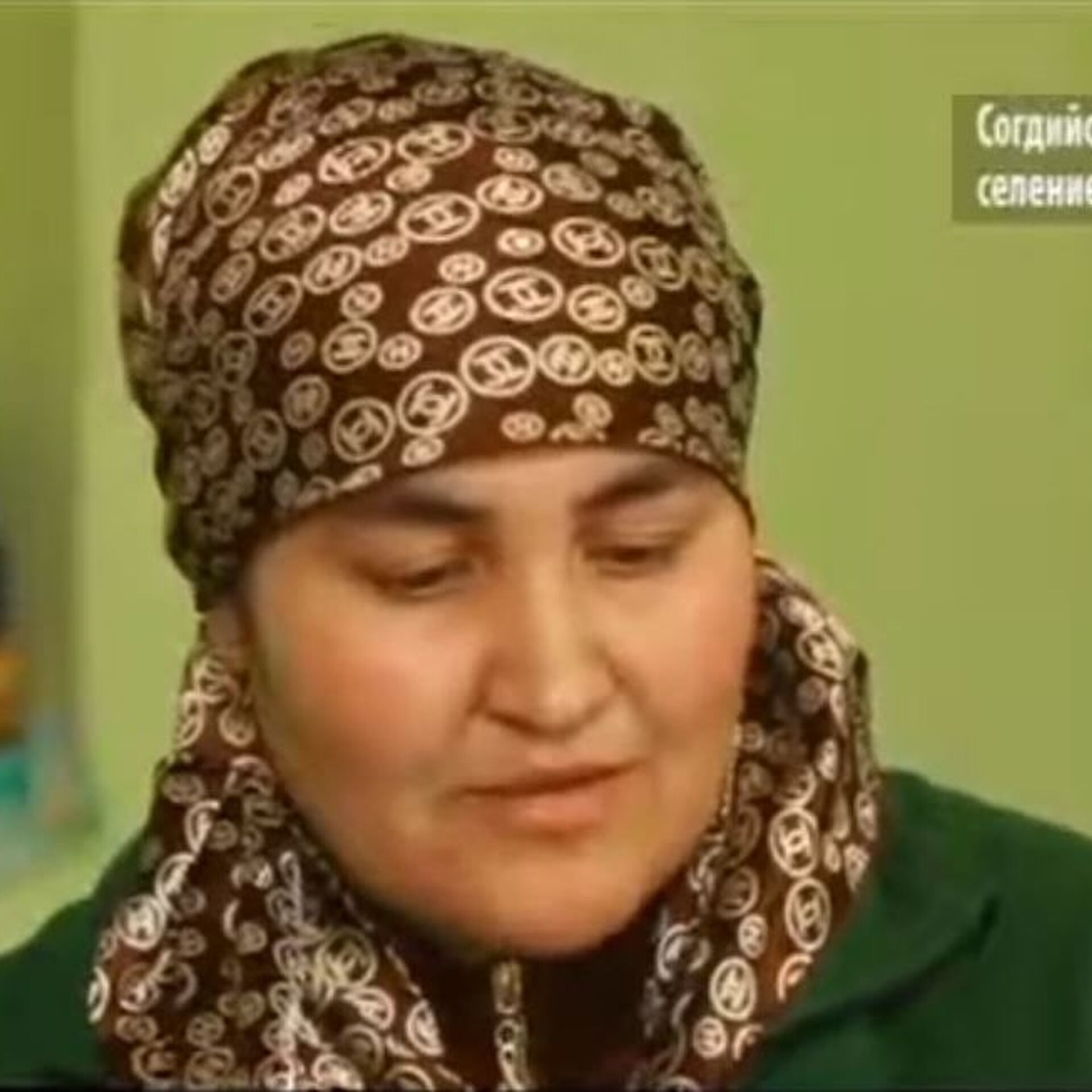 Интервью таджика. Беженка из Узбекистана шоу экстрасенсов. Таджик женщин буновун.