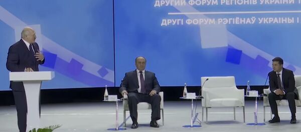 Зеленский напугал Лукашенко - видео - Sputnik Таджикистан