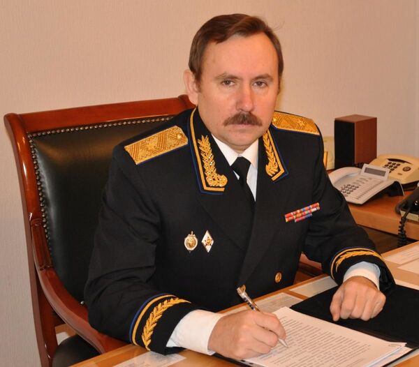 Владимир Путин мудири нави зиндонҳои Русияро таъин кард Владимир Путин мудири нави зиндонҳои Русияро таъин кард - Sputnik Тоҷикистон