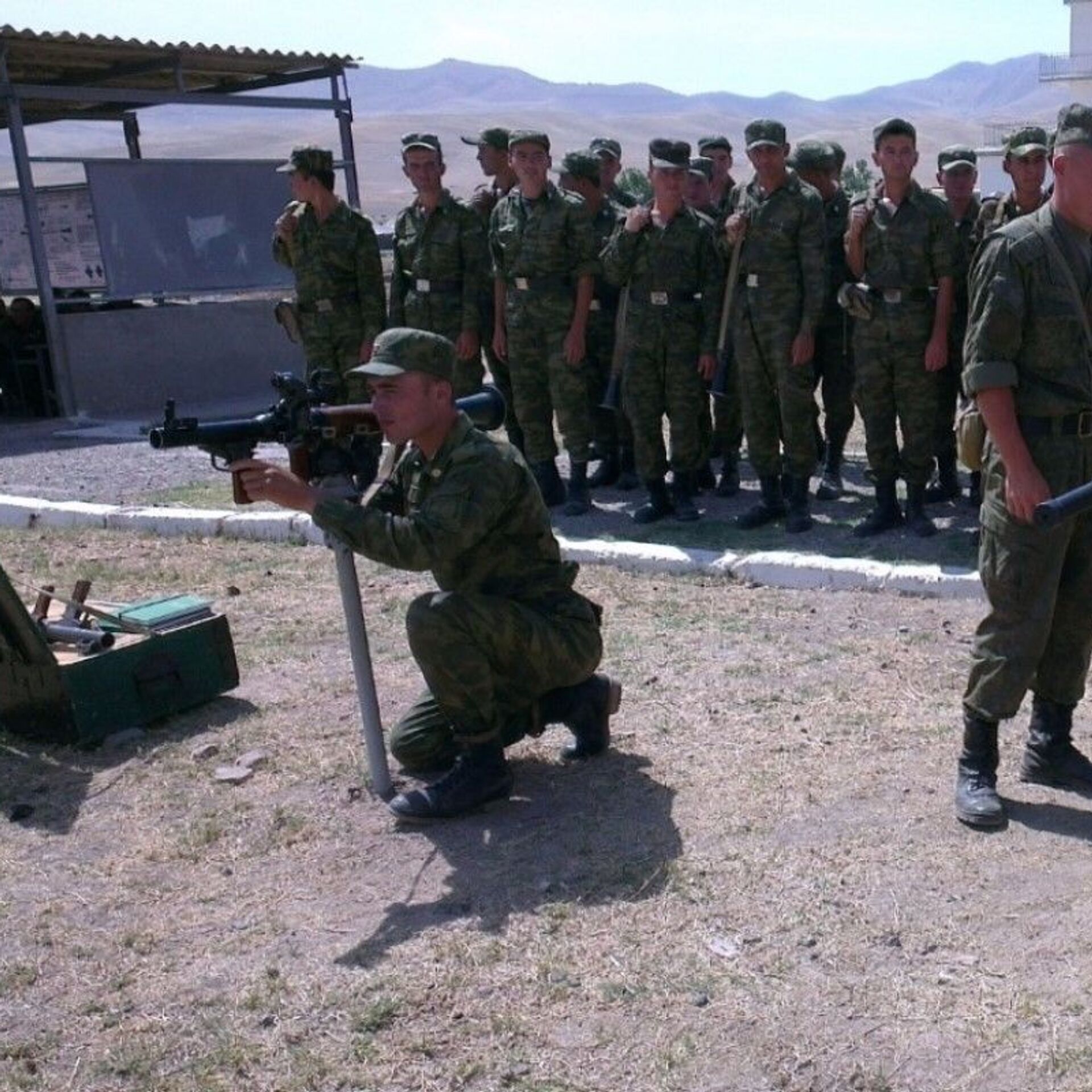 Население таджикистана на 2024 год. Армия Таджикистана 2020. РВБ В армии. Армия Таджикистана 2023. Российские войска в Таджикистане.