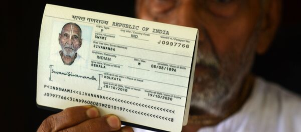 Индийский монах Свами Шивананда Индийский монах Свами Шивананда - Sputnik Тоҷикистон