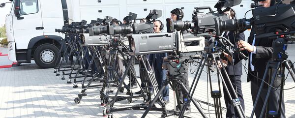 Операторы, архивное фото Операторы, архивное фото - Sputnik Таджикистан