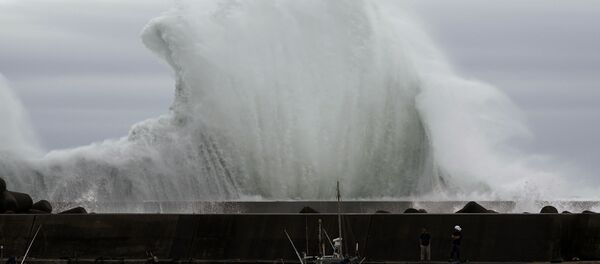 Удар тайфуна Хагибис по городу Кихо, префектура Миэ, Япония - Sputnik Таджикистан