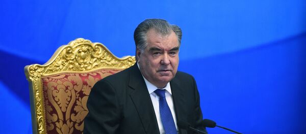 Раисиҷумҳури Тоҷикистон Эмомалӣ Раҳмон. 22. 10.2019 - Sputnik Тоҷикистон
