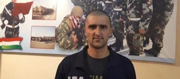 Асламшоҳ Маҳмадхолиқов, сармутахассиси бахши кор бо чавонон ва варзиши ноҳияи Панҷ  - Sputnik Тоҷикистон