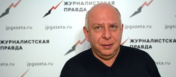 Руководитель Московского политологического клуба Евгений Бень - Sputnik Таджикистан