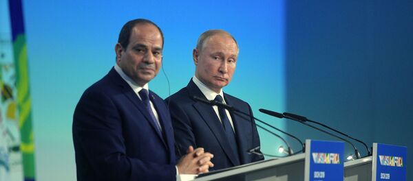 Президент РФ В. Путин принял участие в работе форума Россия - Африка - Sputnik Таджикистан