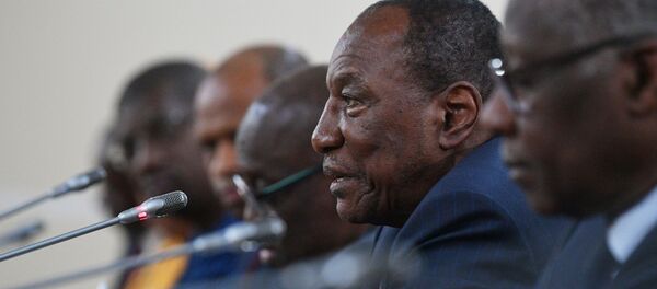 Президент РФ В. Путин принял участие в работе форума Россия - Африка - Sputnik Таджикистан