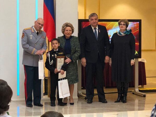 Ҷашнҳои рӯзи 1 ноябр дар Тоҷикистон ва ҷаҳон Ҷашнҳои рӯзи 1 ноябр дар Тоҷикистон ва ҷаҳон - Sputnik Тоҷикистон