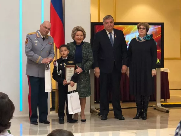 Ҷашнҳои рӯзи 1 ноябр дар Тоҷикистон ва ҷаҳон Ҷашнҳои рӯзи 1 ноябр дар Тоҷикистон ва ҷаҳон - Sputnik Тоҷикистон