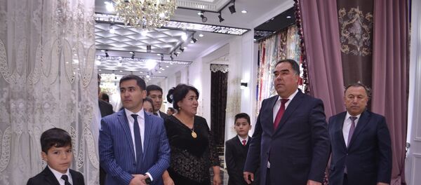 Хуҷанд: Ифтитоҳи маҷмааи тиҷоратии «Масири олӣ» - Sputnik Тоҷикистон