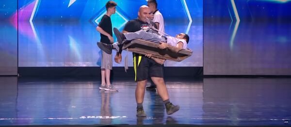 Таджикский Богатырь Аббосчон Урунов - Sputnik Таджикистан