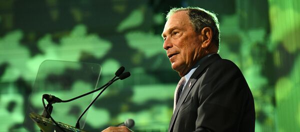 Бизнесмен и 108-й мэр Нью-Йорка Майкл Блумберг. Архивное фото - Sputnik Таджикистан