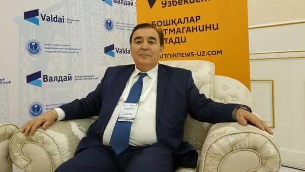 Глава центра стратегических исследований Таджикистана бывший министр иностранных дел Холикназар Худоберди - Sputnik Таджикистан