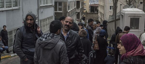 Сирийские беженцы в Стамбуле - Sputnik Тоҷикистон