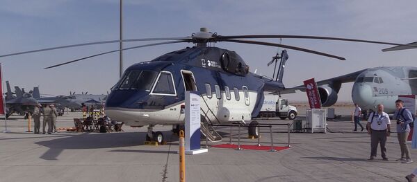 Чархболи Ми-38 дар ИАА: шайхҳои араб техникаҳои амрикоиро бо русӣ иваз мекунанд - Sputnik Тоҷикистон
