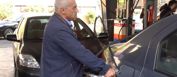 Амрико ба оташи хашми тазоҳургарони Эрон равған мерезад Амрико ба оташи хашми тазоҳургарони Эрон равған мерезад - Sputnik Тоҷикистон