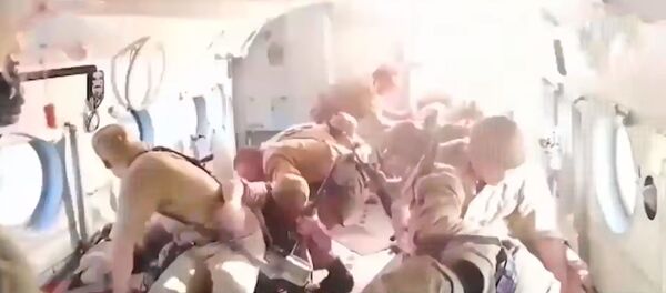 Подвиг казахских солдат в Таджикистане в 1995 году экранизировали в фильме Казбат - YouTube Подвиг казахских солдат в Таджикистане в 1995 году экранизировали в фильме Казбат - YouTube - Sputnik Таджикистан