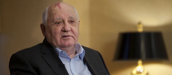 Михаил Горбачев Михаил Горбачев - Sputnik Таджикистан